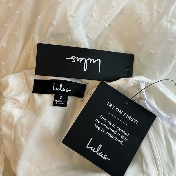 LULUS Chasing Summer White Swiss Dot Tie-Back Maxi Dress SZ Small White NEW - Picture 7 of 10